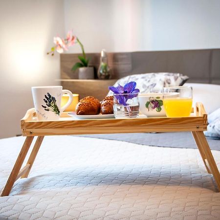 Apartment & Rooms Graciela โรวีน ภายนอก รูปภาพ