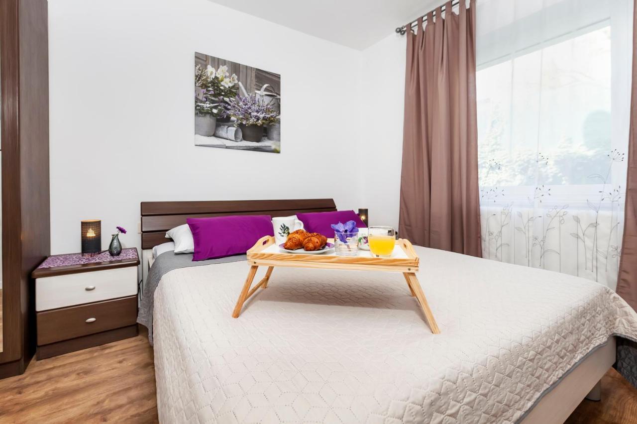 Apartment & Rooms Graciela โรวีน ภายนอก รูปภาพ