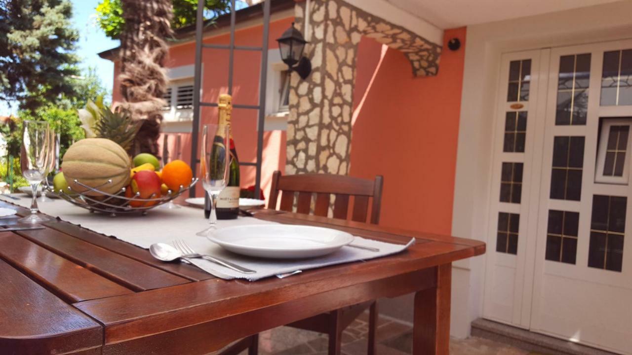 Apartment & Rooms Graciela โรวีน ภายนอก รูปภาพ